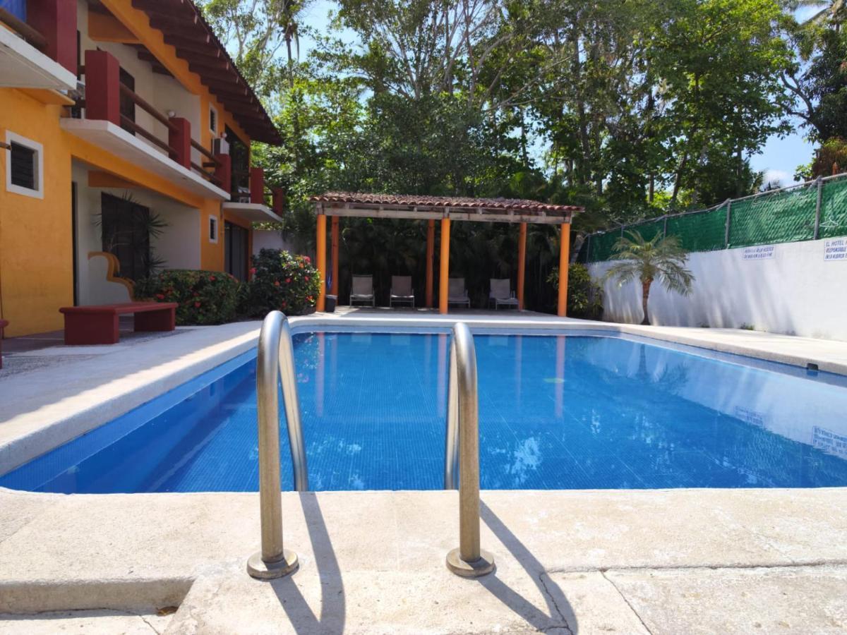 Hotel J.B. Zihuatanejo Exterior foto