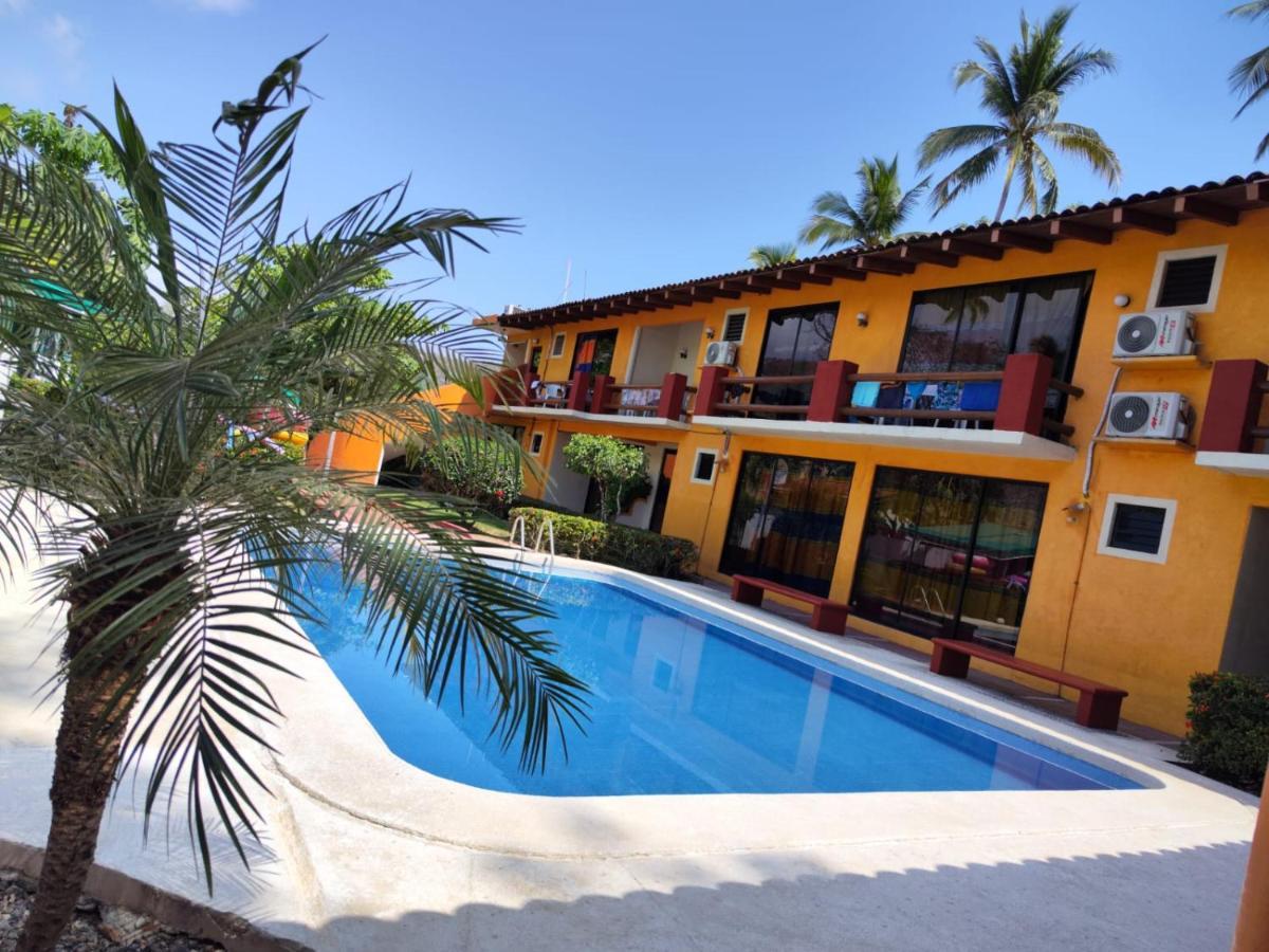 Hotel J.B. Zihuatanejo Exterior foto
